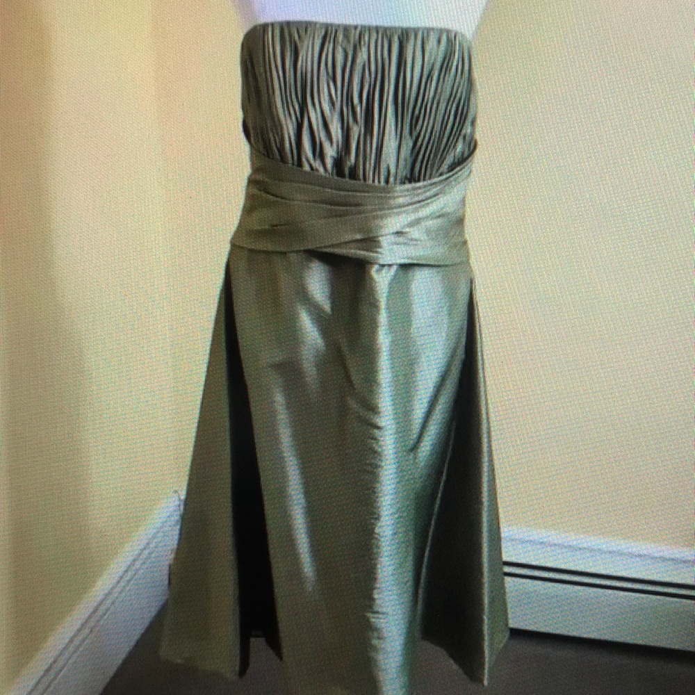 Elegant Olive Green Strapless Dress